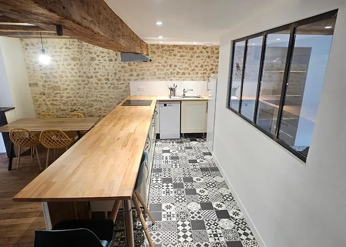 T2 Ultra Centre 50m Carrés * Poitiers